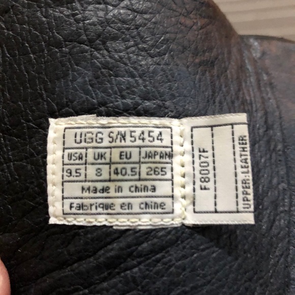 COPY - UGG Boots - Picture 13 of 15